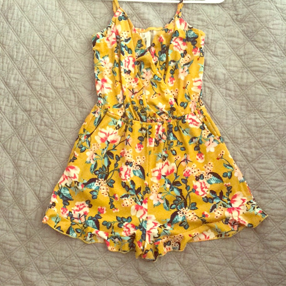 Cute summer romper!